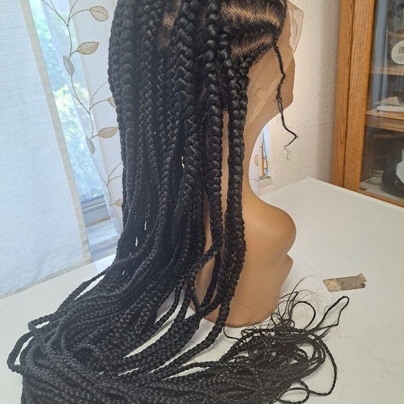 Braided wig - Picture 4 of 8